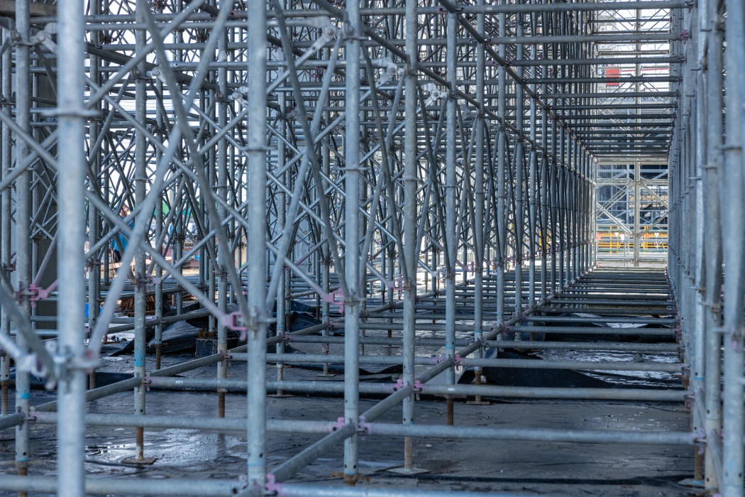 steel pipes in construction